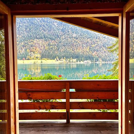 Chalets Zoehrer - Wohnen Am Wasser Weissensee Exterior foto